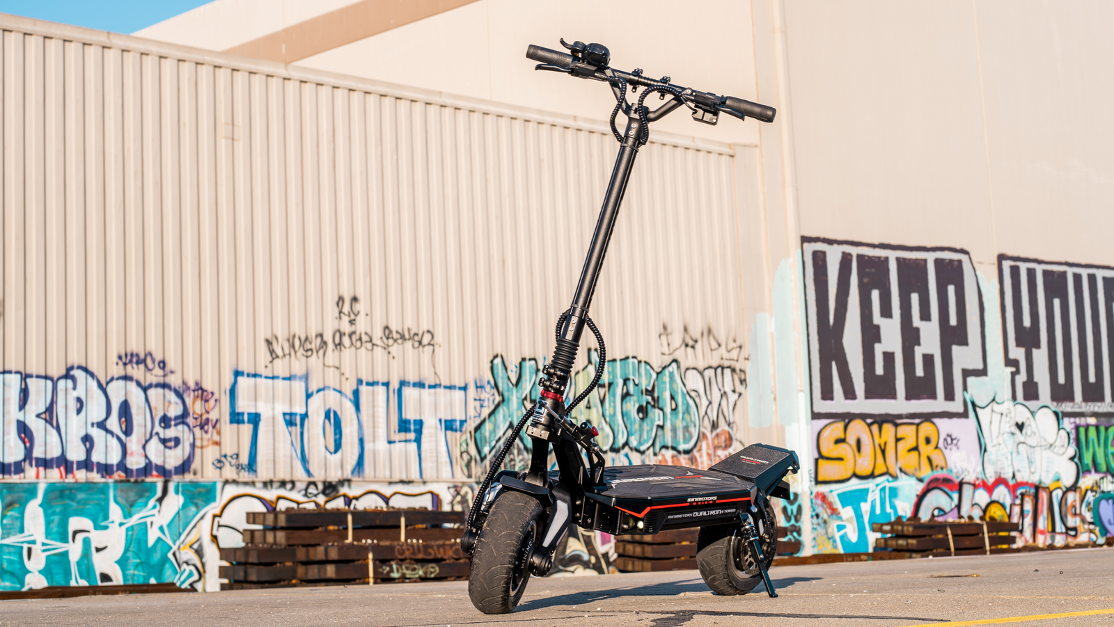 Unboxing and first look at the all new Dualtron Storm Limited