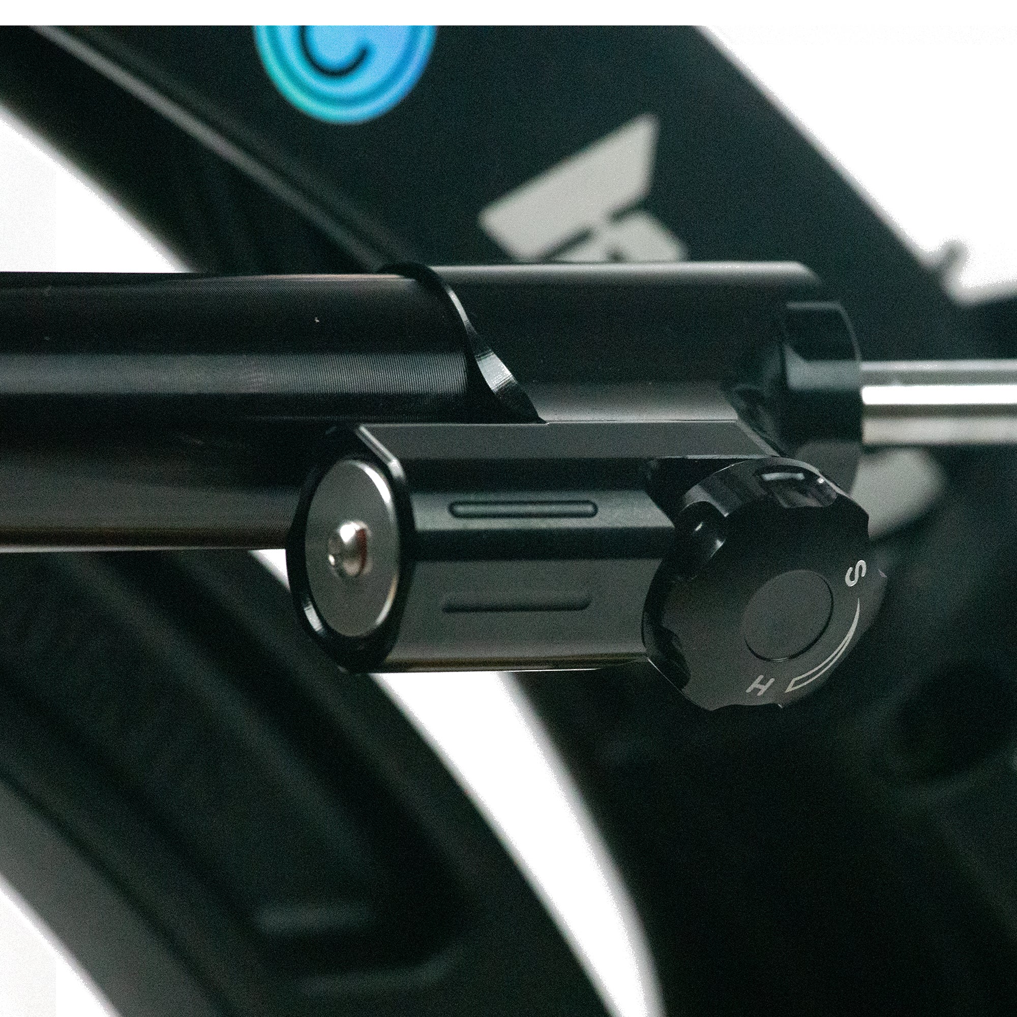 Steering Damper Kit for the Mantis Pro SE